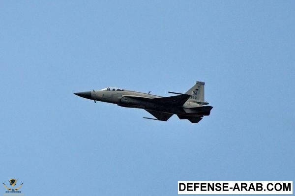 Pakistan-China-building-JF-17B-prototype.jpeg