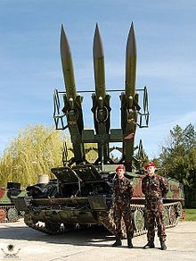 220px-SA-6_'KUB'_missile_system_exercise!.jpg