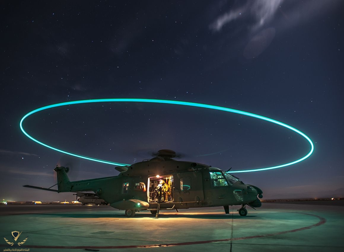 A NH-90 of the italian army carrying an organ for an urgency transplant [811x594].jpeg