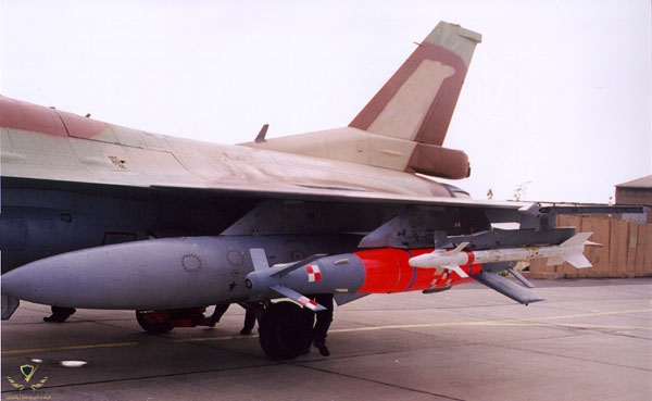 f-16_spice_3.jpg