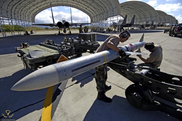 aim-7_wing_install.jpg