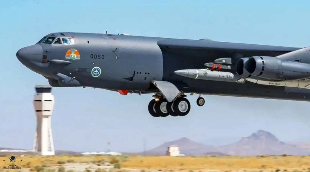 B-52H-bomber-carries-an-AGM-183A-prototype-1024x570.jpg