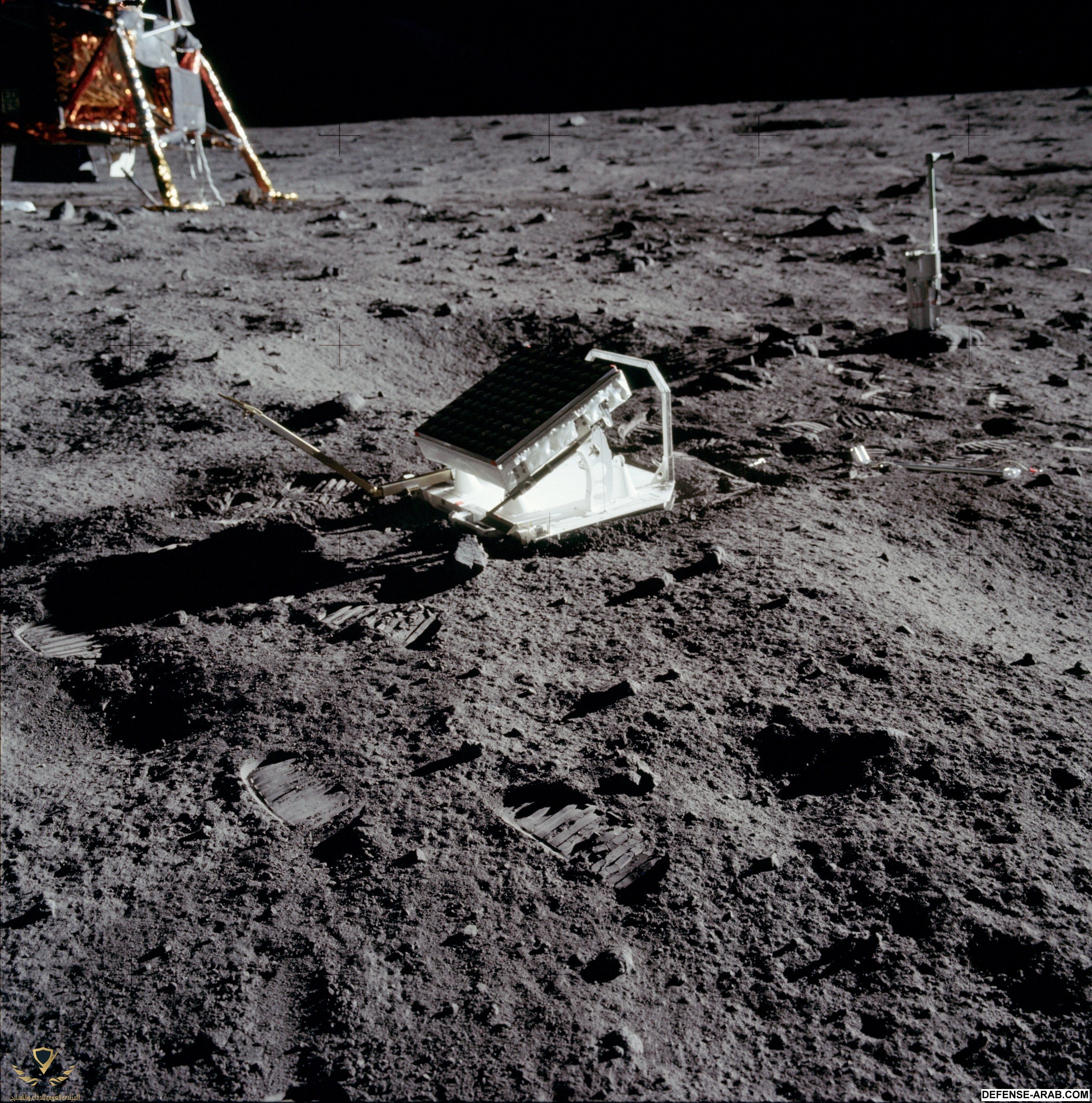 Apollo_11_Lunar_Laser_Ranging_Experiment.jpg