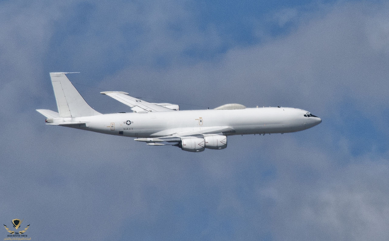E-6B_Mercury_flies_over_Solomons_Island_in_November_2014.JPG
