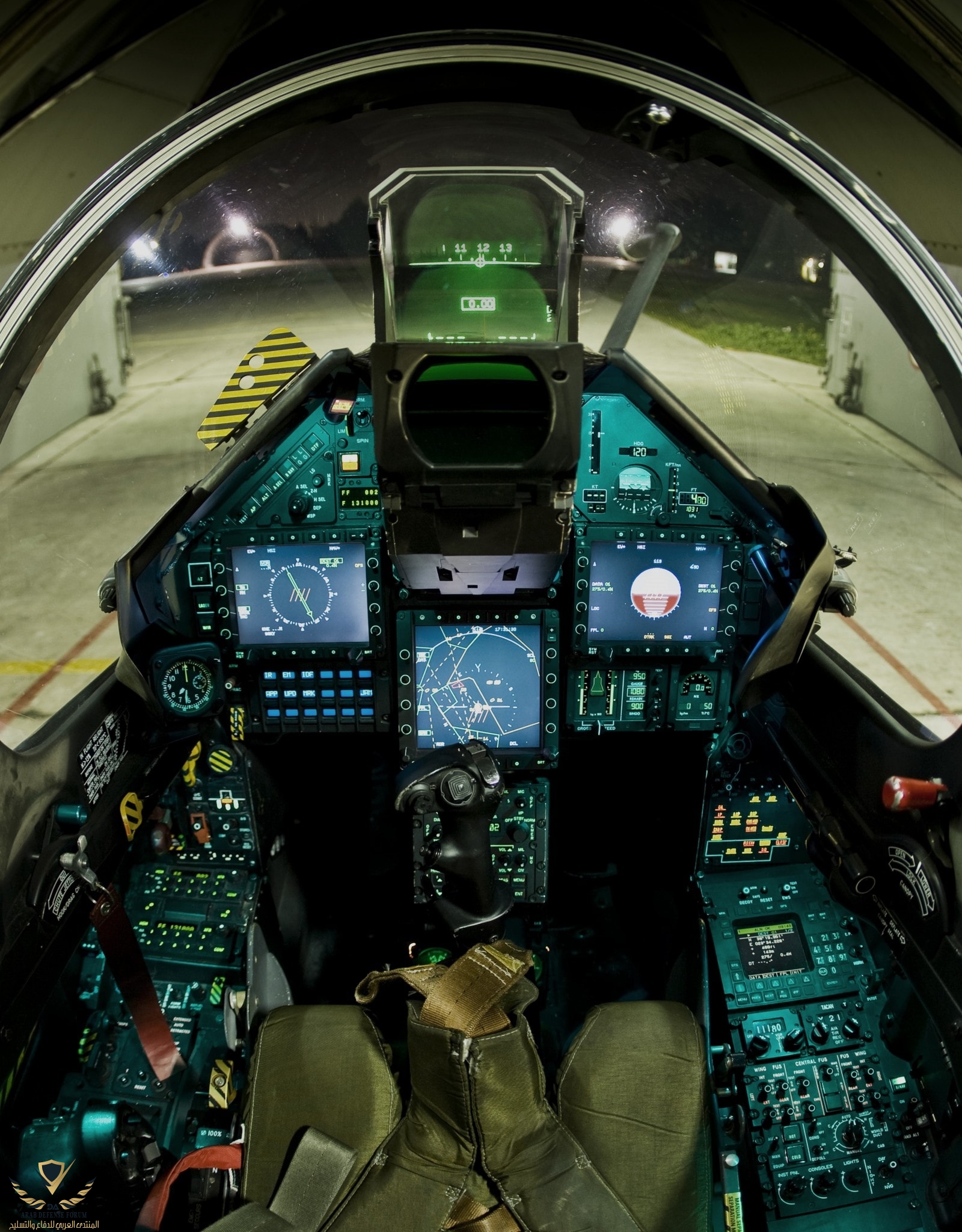Cabina Mirage200-5 MK2 Grecia.jpg