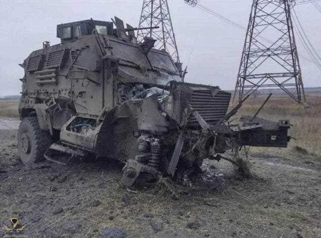 destroyed-american-m1224-maxxpro-mrap-in-ukraine-november-v0-dw412hgkbx0a1.jpg