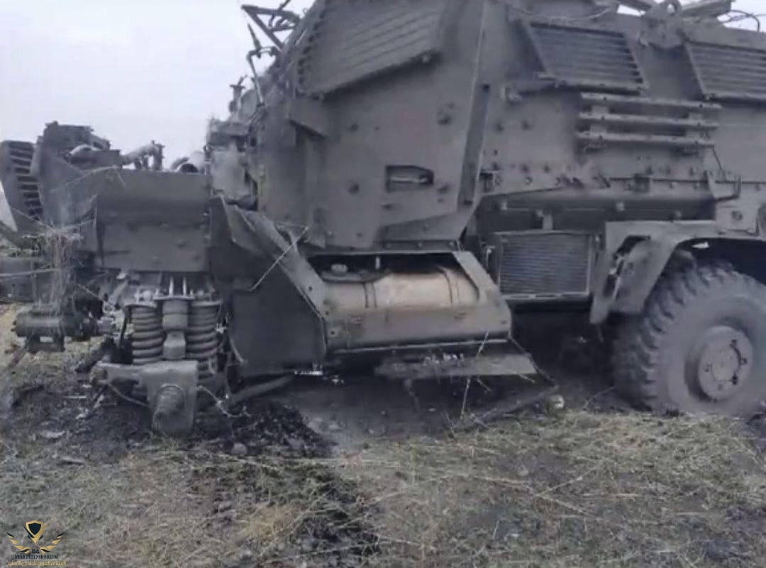 destroyed-american-m1224-maxxpro-mrap-in-ukraine-november-v0-e8tonhgkbx0a1.jpg