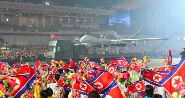 photos-from-last-nights-north-korean-military-parade-v0-mc9lseepjmeb1.jpg