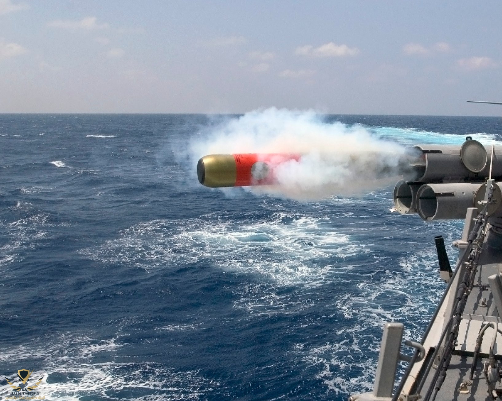 MK46_torpedo_launch.jpg