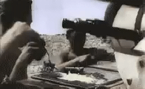Libya-1942-Conditions-so-hot-troops-could-literally-fry-eggs-on-sides-of-tanks (2)_1.gif