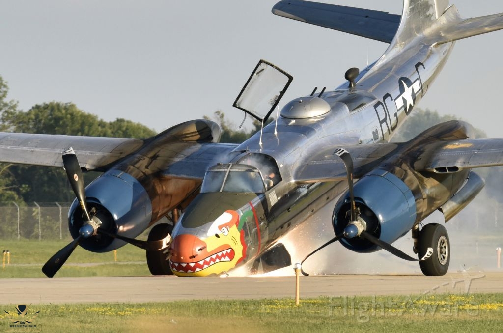 Photo of Douglas A-26 Invader (N99420) - FlightAware.jpeg