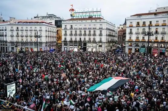 madrideppalestina-RloGwpYNp5KKVTILXIbLfoK-562x393@abc~2.JPG