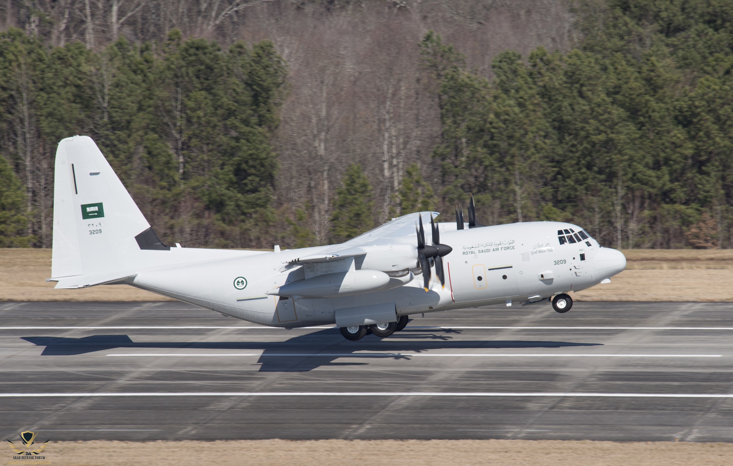 MP16-0296-Saudi-C-130J5780Flight-2-19-2016-010_DM.jpg