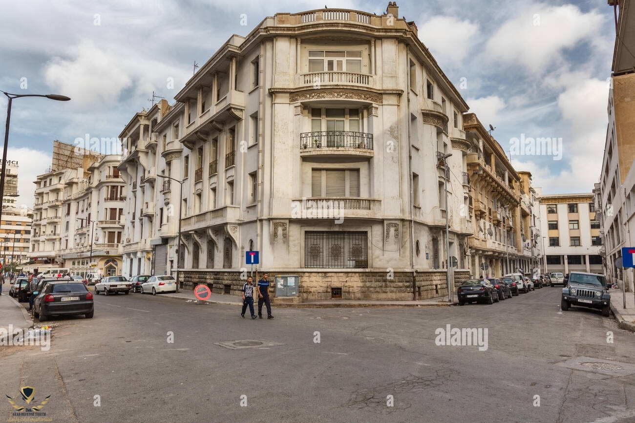 l-architecture-coloniale-francaise-casablanca-maroc-heenfn-1.jpg