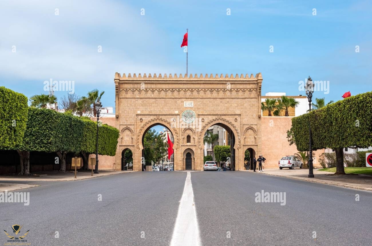 porte-bab-soufara-entree-principale-du-palais-royal-de-rabat-maroc-2r9famp-1.jpg