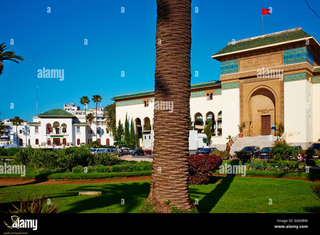 maroc-casablanca-la-place-mohammed-v-cour-de-justice-tribunal-1922-l-architecte-joseph-marrast...jpg