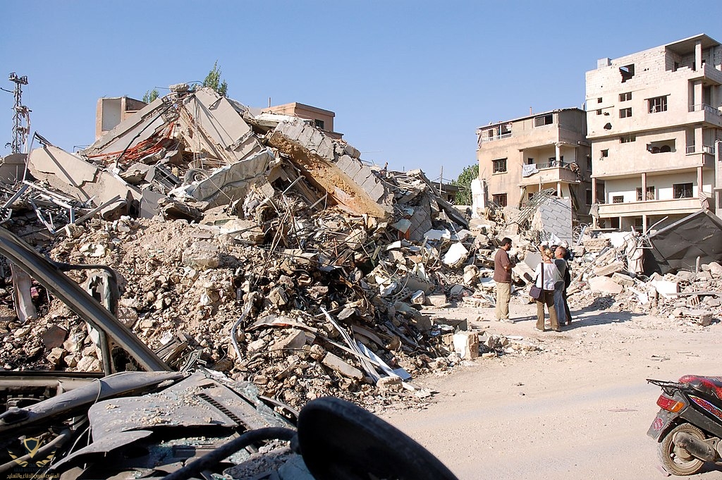 Israeli_bombing_in_Baalbek.jpg