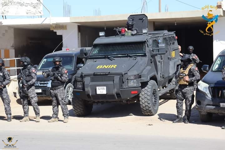 jOR6e-Na.jpg