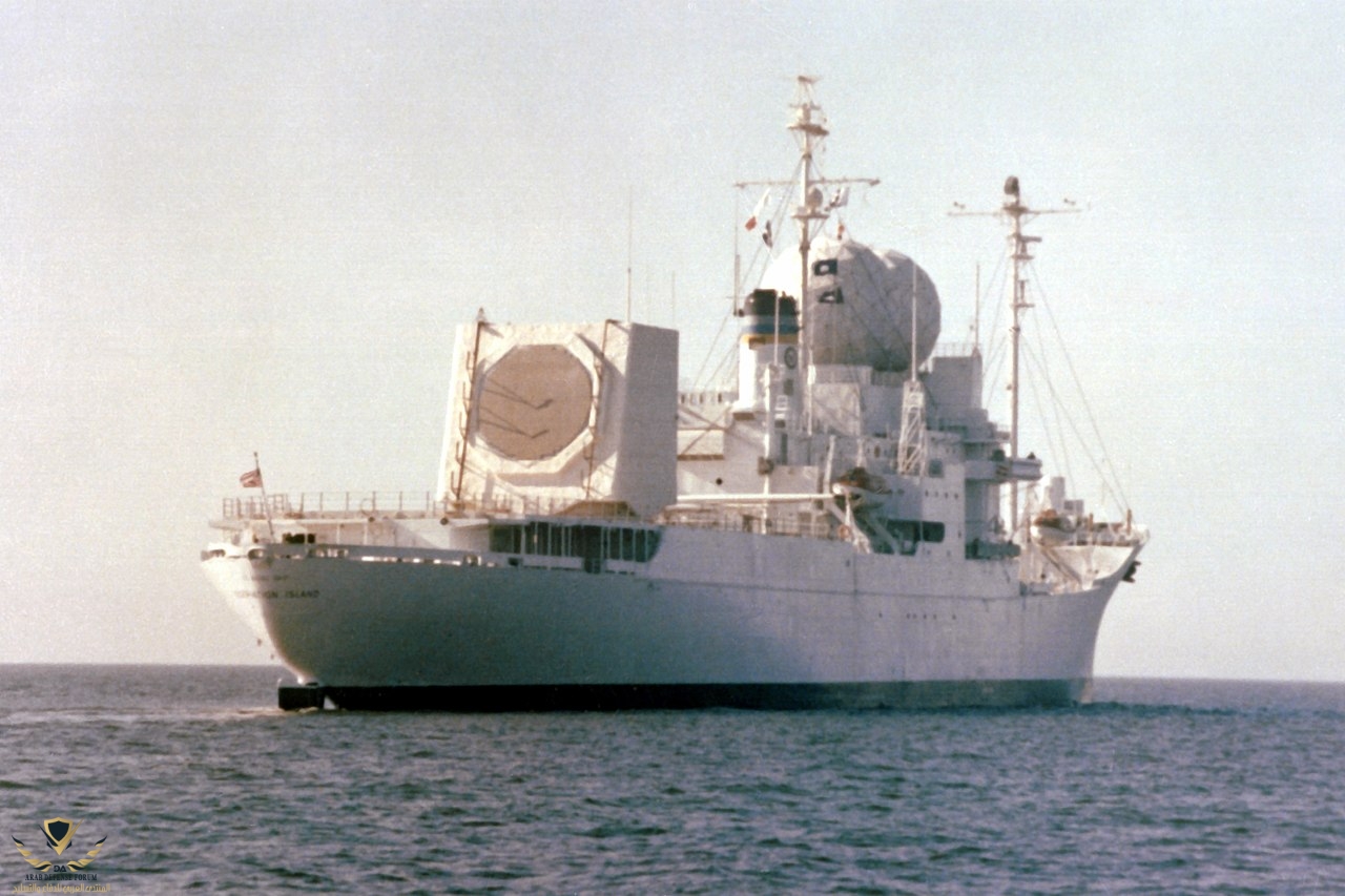 1280px-USNS_OBSERVATION_ISLAND_(T-AGM-23)_AFT_VIEW.jpeg