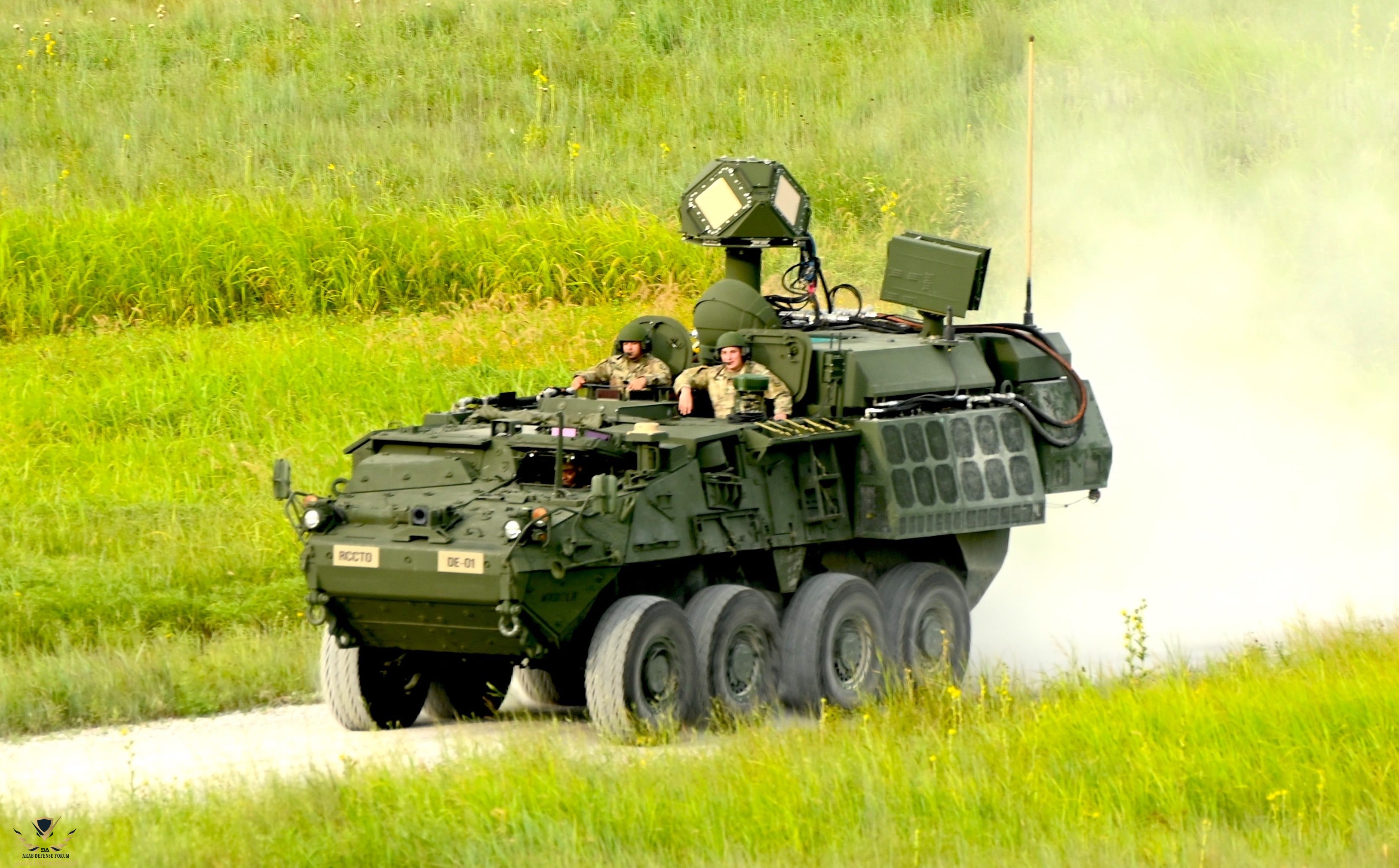 us-army-soldiers-riding-the-new-de-m-shorad-vehicle-v0-er162hs2d26b1.jpg