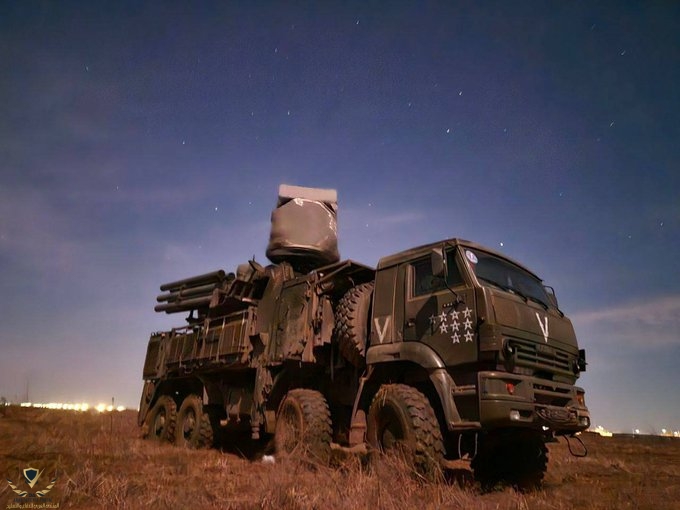 GKf9m57WwAEnPdN.jpg