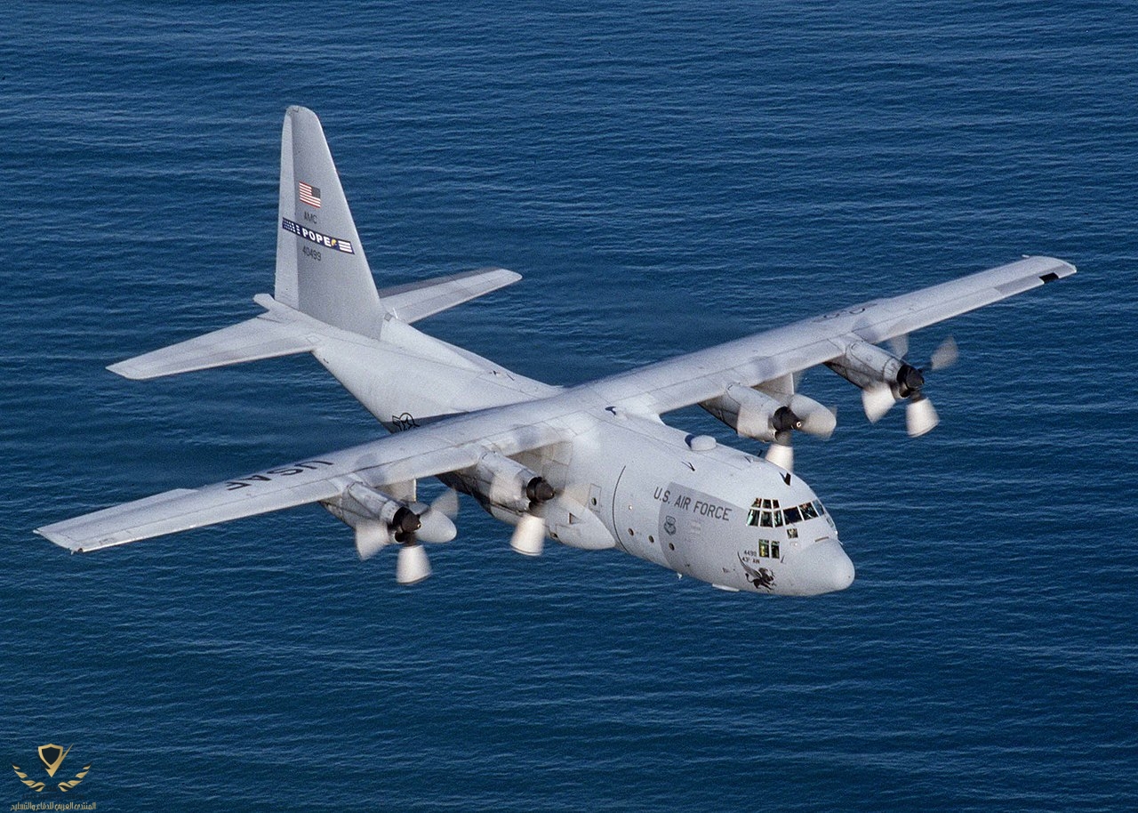 1280px-Lockheed_C-130_Hercules.jpg