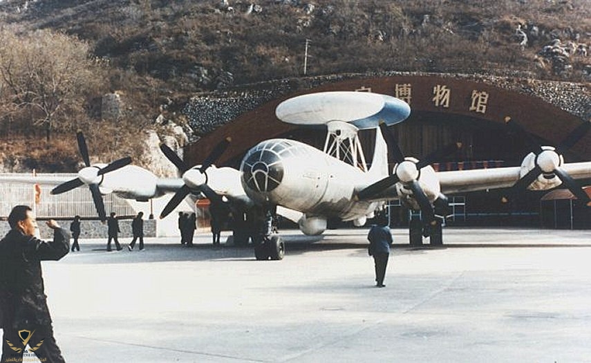 china_gt_aircraft_TU4aew_01.jpg