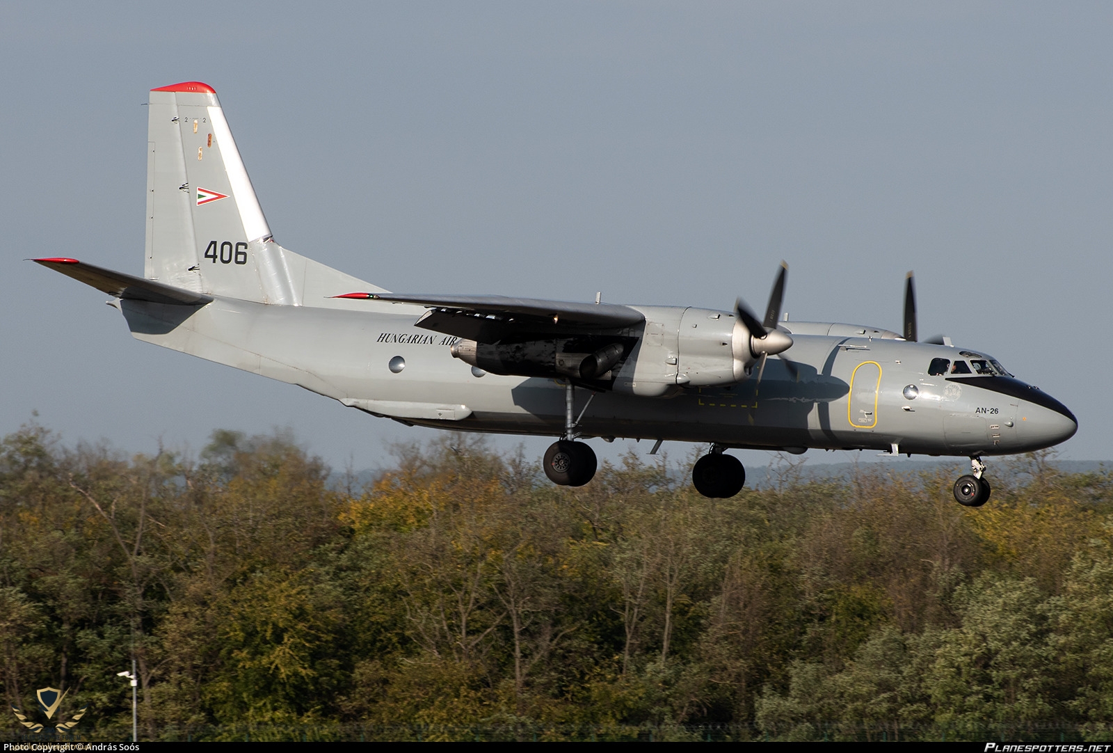 406-hungarian-air-force-antonov-an-26_PlanespottersNet_1004285_c0bb6a1802_o.jpg