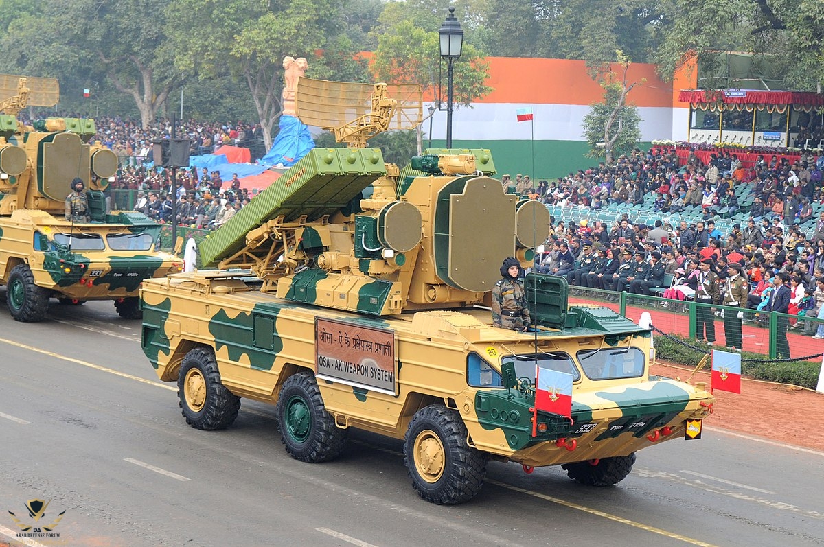 1200px-OSA-_AK_Weapon_System_passes_through_the_Rajpath_during_the_full_dress_rehearsal_for_th...jpg