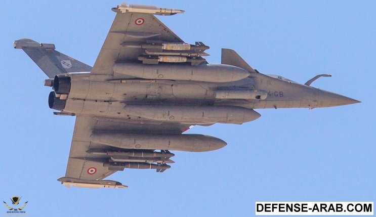 Francia reconfigura el armamento de sus aviones para bombardear Daesh ___(1).jpg