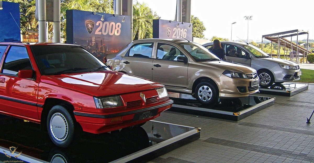 Three_generations_of_Proton_Saga_(30383928616).jpg