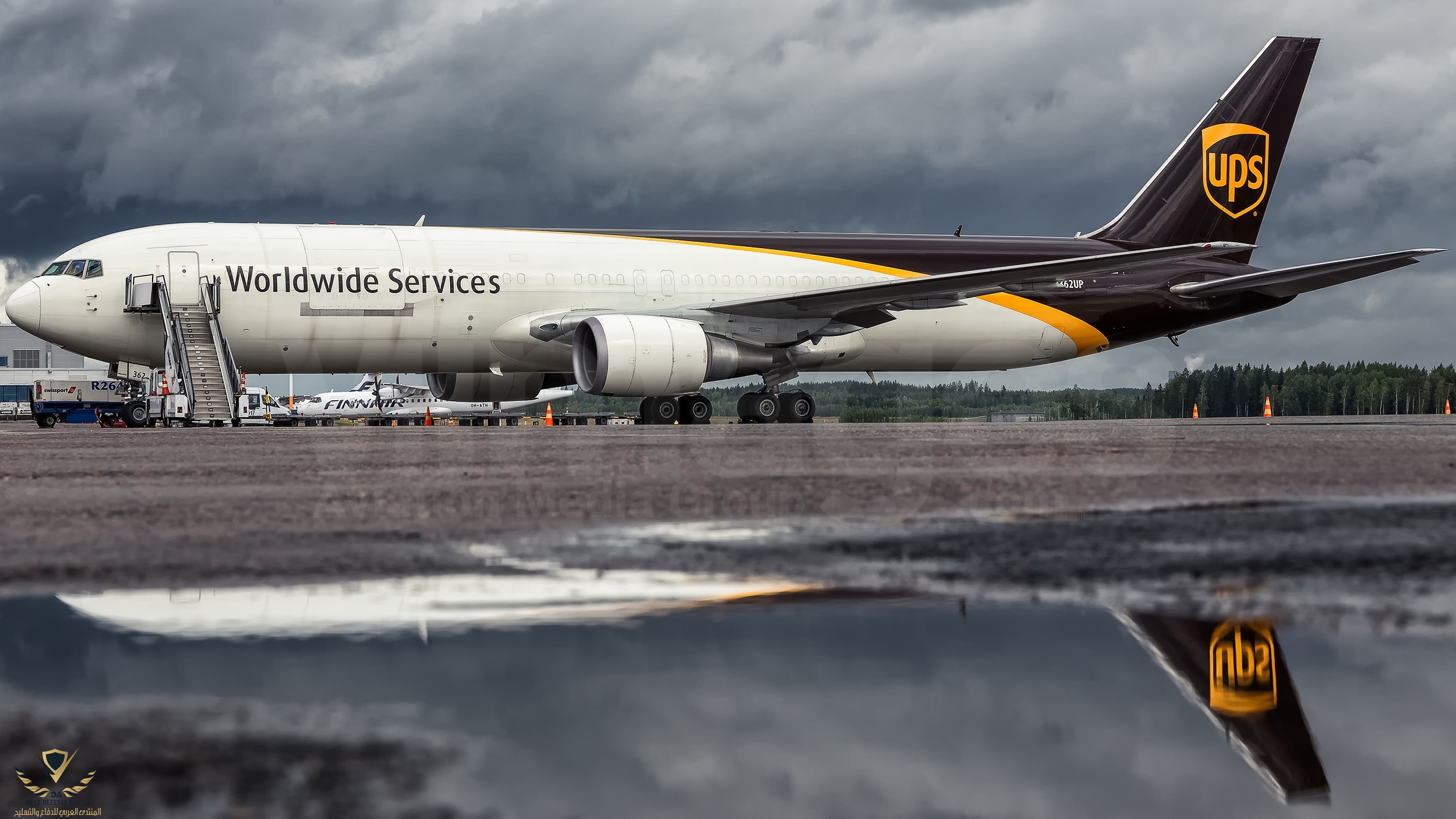 UPS767.jpg