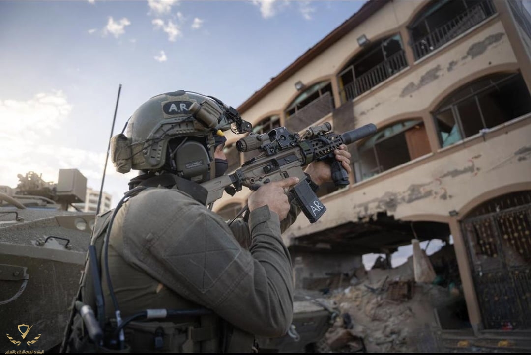 israeli-operator-from-shaldag-unit-with-his-new-sig-mcx-v0-tcyv9fsogc4c1.jpeg