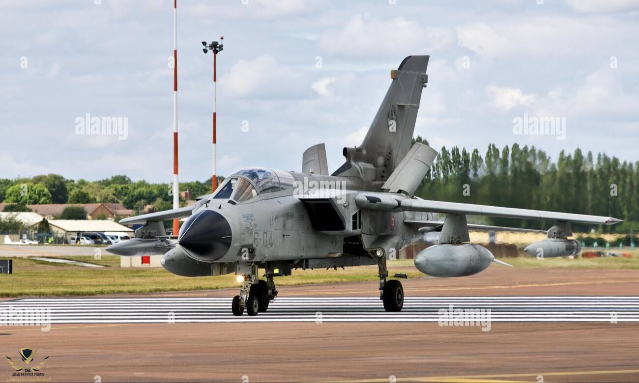 italian-air-force-a-200-panavia-tornado-WA4FNM.jpg