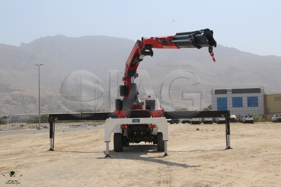 Armored-Rescue-Crane-High-Payload.jpg