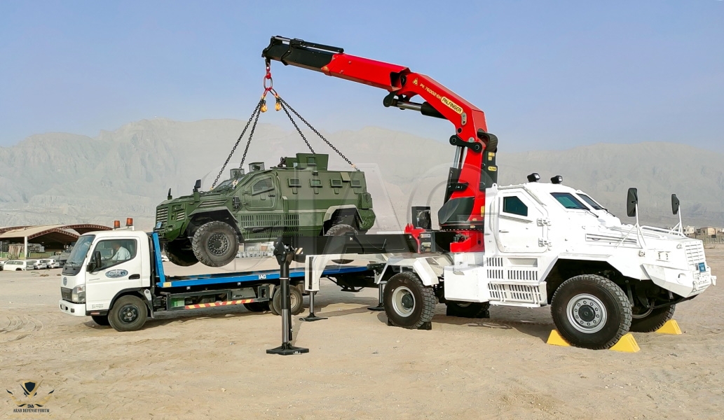 Armored-Rescue-Crane-Accurate-placement-and-rescue-options.jpg