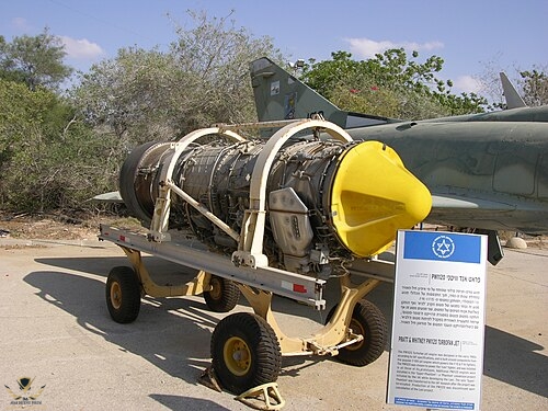 Lavi_engine_PW1120_DSCN4242.JPG