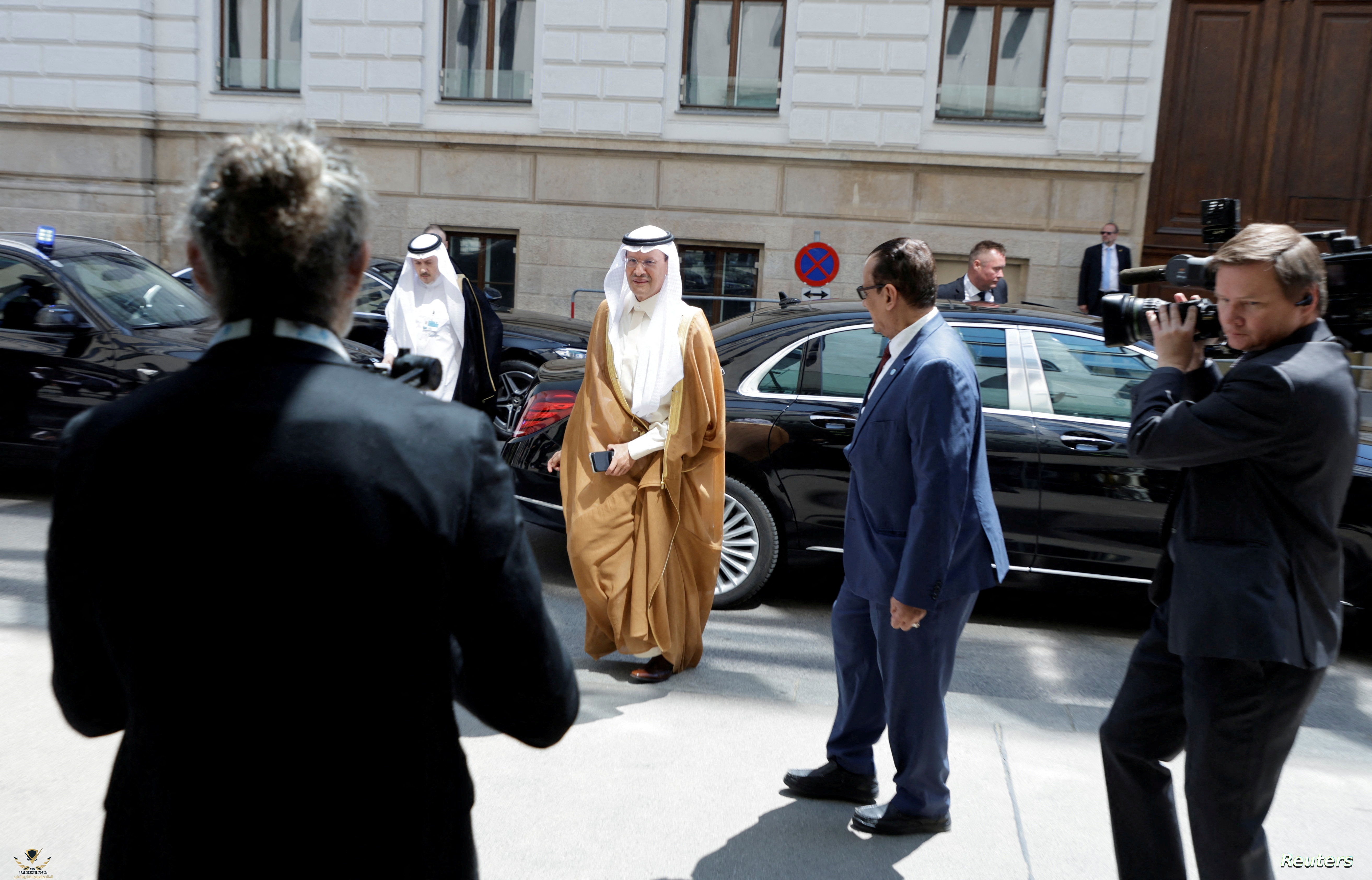 2023-06-03T113625Z_581444901_RC2MB1AAYR8P_RTRMADP_3_OIL-OPEC.jpg