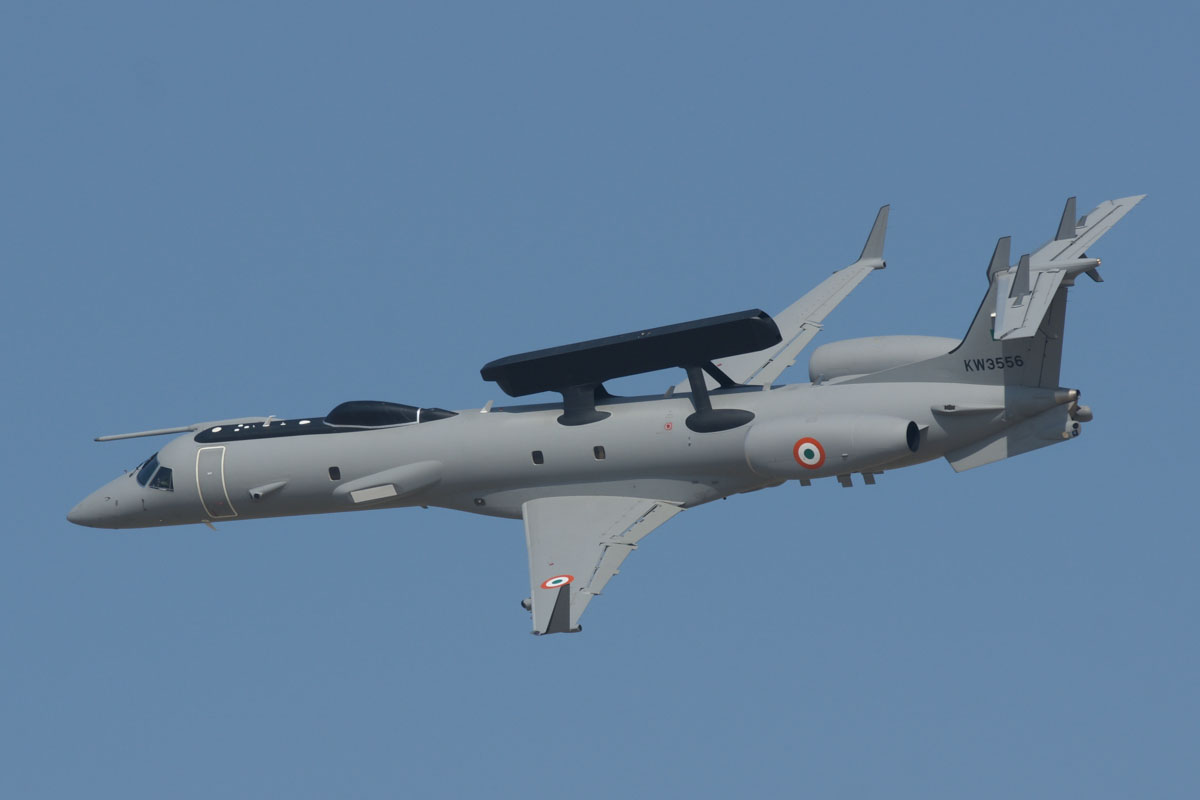 India_IAF_ERJ145_KW3556_OBKH_17Jan14_Patrick_van_Stiphout.jpg
