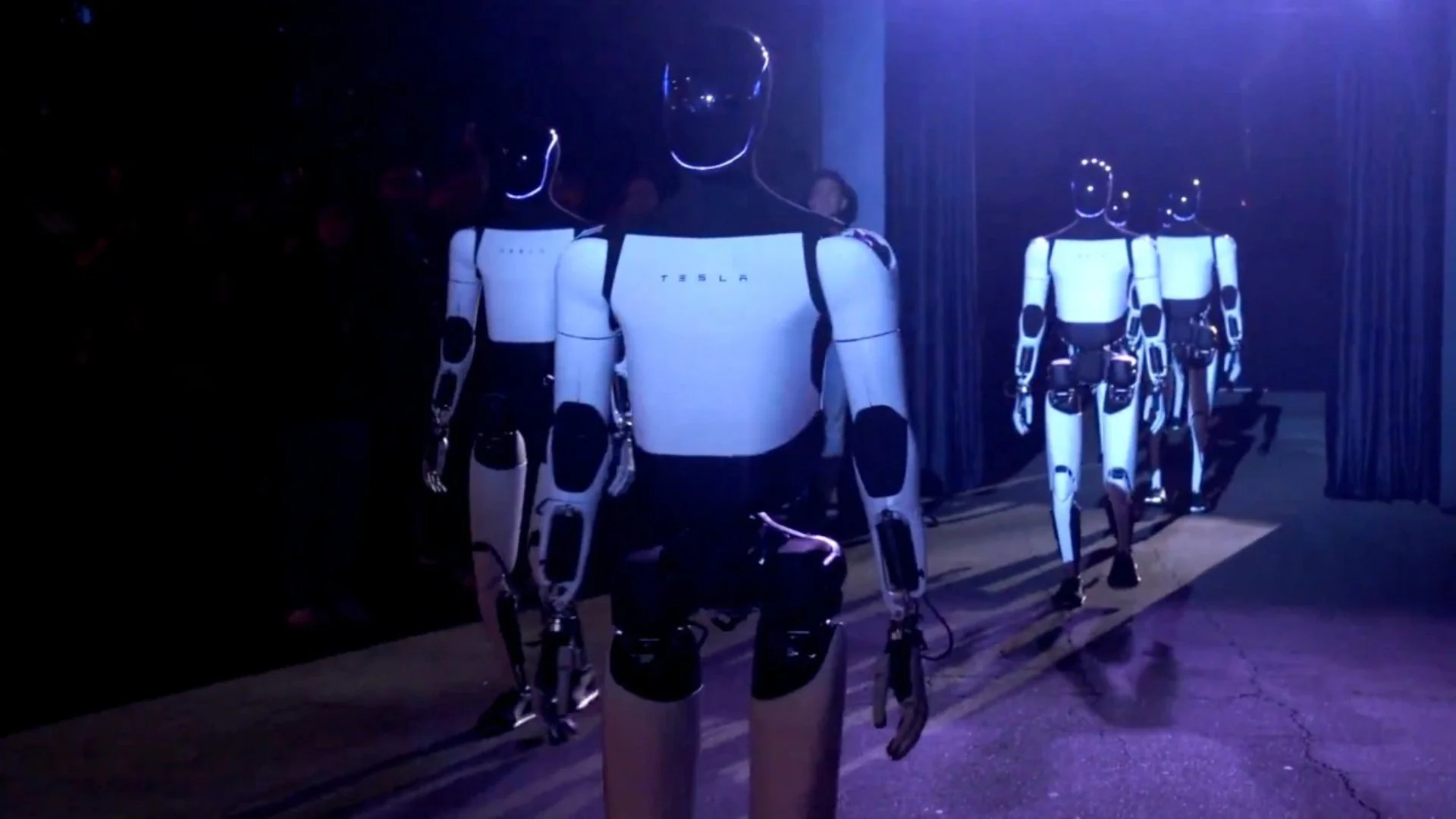 tesla-stellt-optimus-vor-der-humanoide-roboter-der-nachsten-generation-432899.png