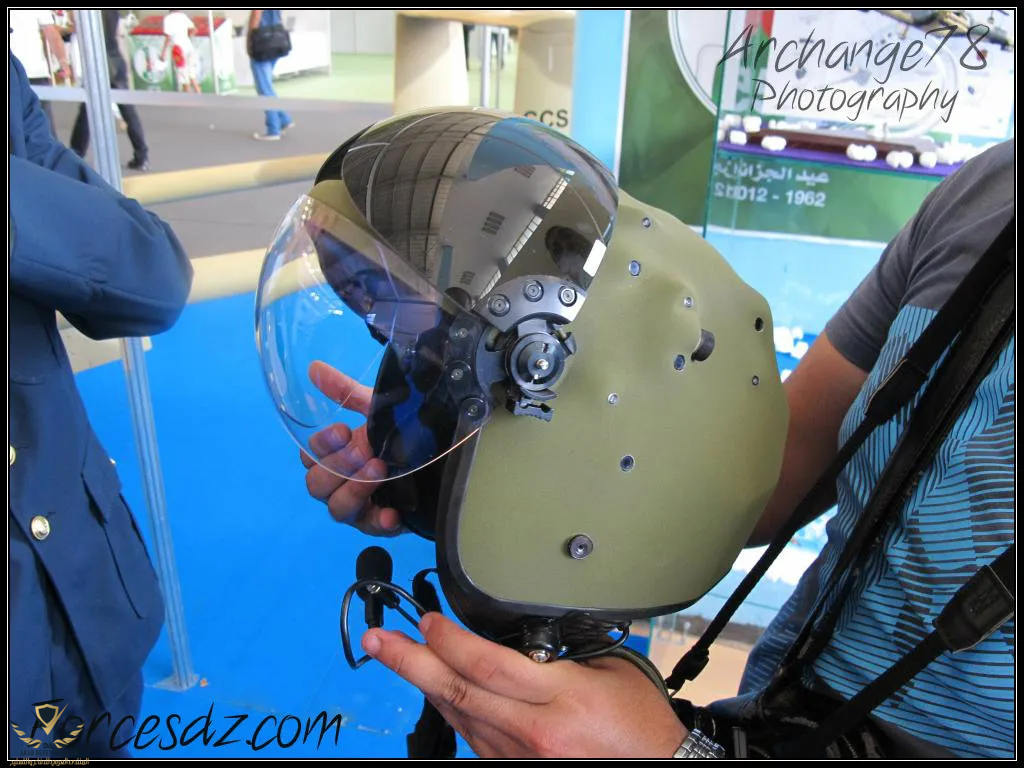SuperHindMKIIIHelmet_zps7458c9af.png