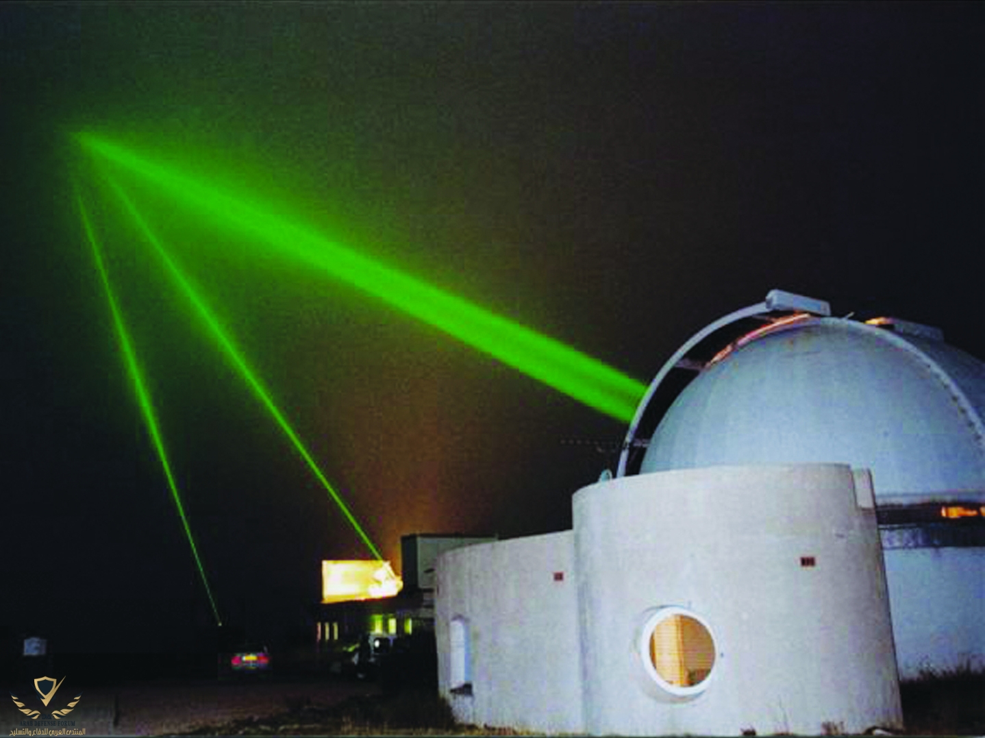 LunokhodLaserbeams_CAO4X3.jpg