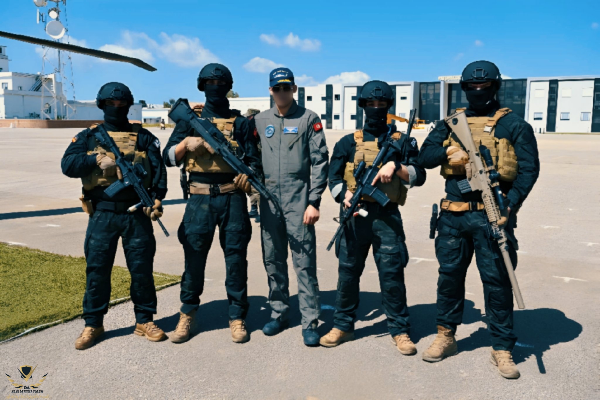 q9PvqM9d.jpg