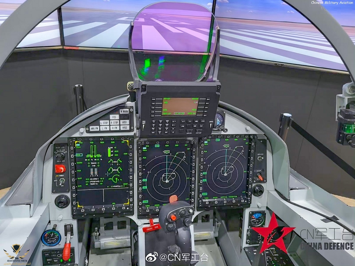 L-15AW_cockpit.jpg