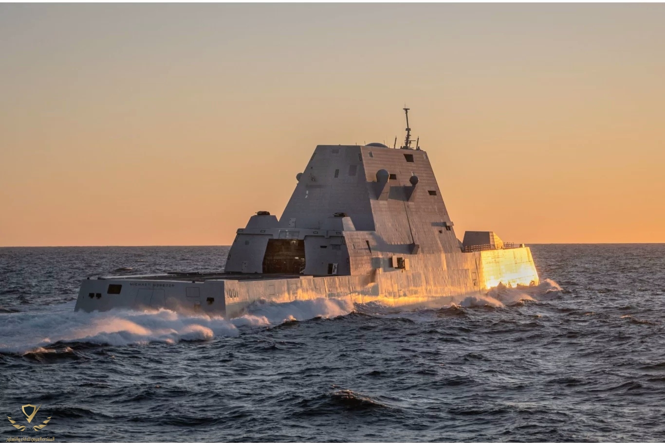 US_Navy_Developing_First_Sea-Based_Hypersonic_Strike_Capability_for_Zumwalt-Class_Destroyer-64...jpg