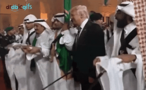 saudi-dance-dancing-man.gif