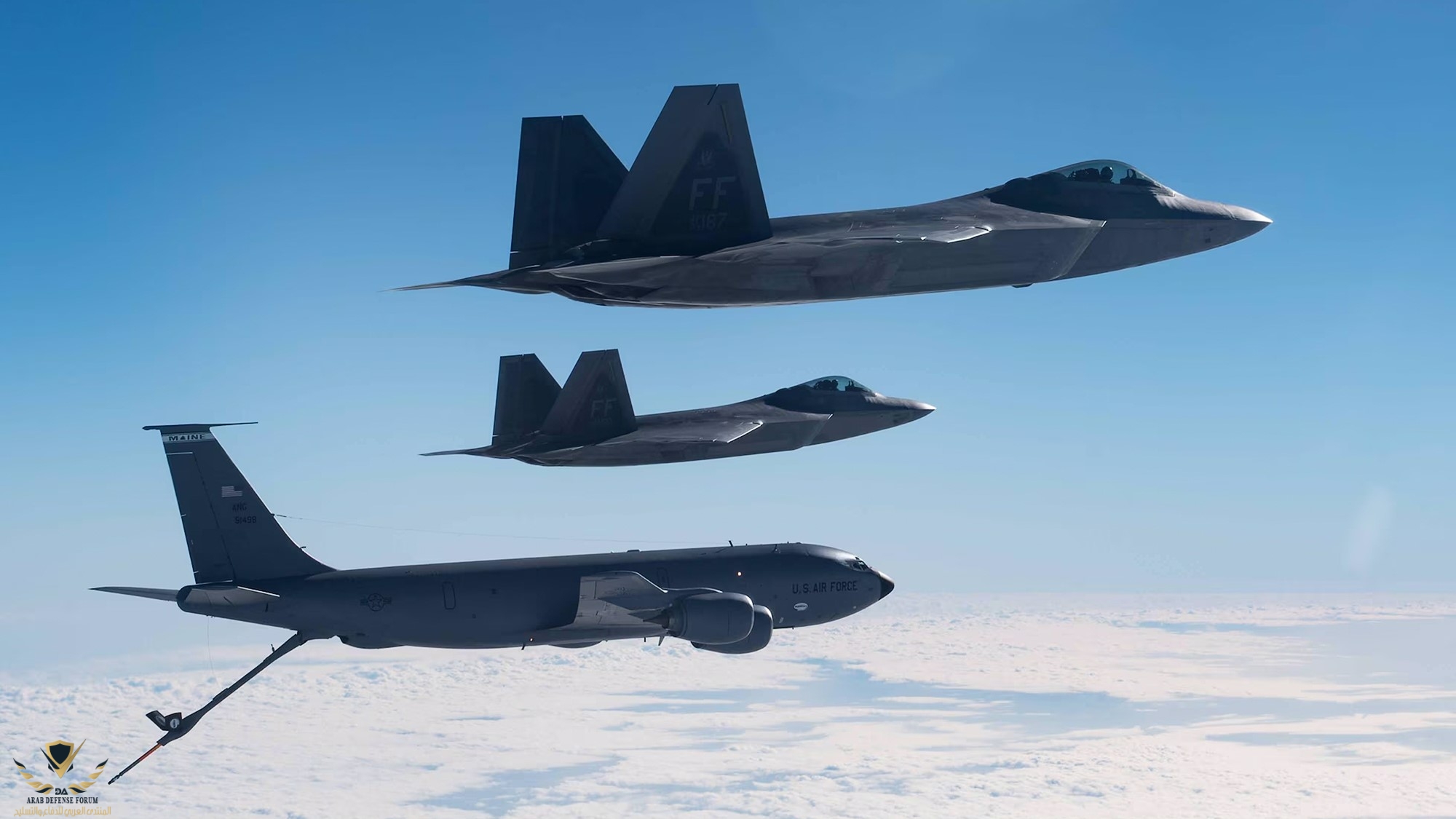 F-22_F-35_CENTCOM-top.jpg
