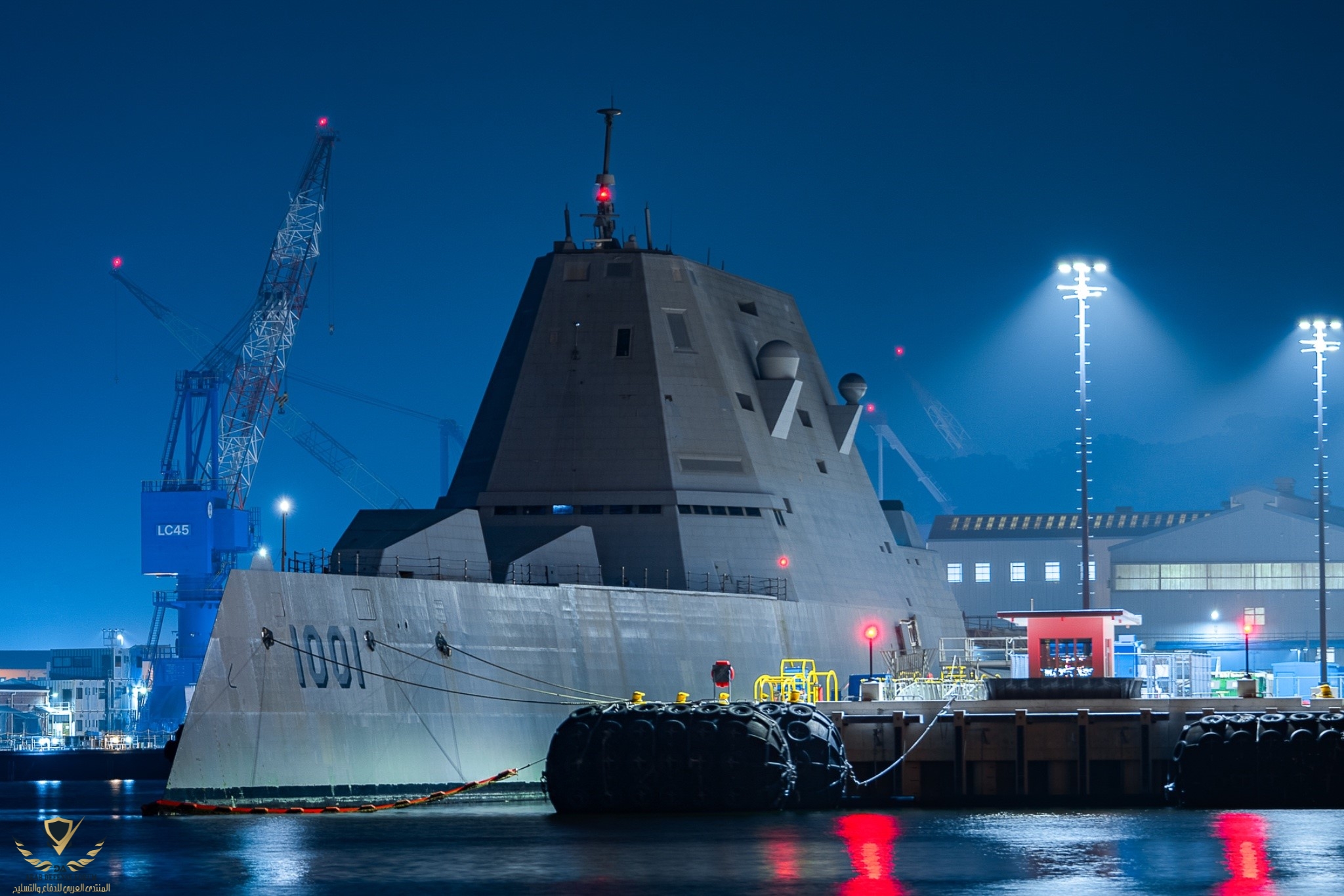 Zumwalt2.jpg