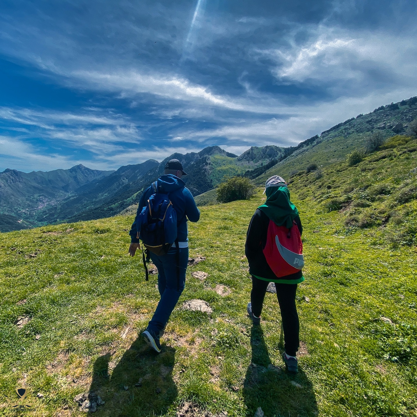 dz_hikers_1752433762091.jpeg