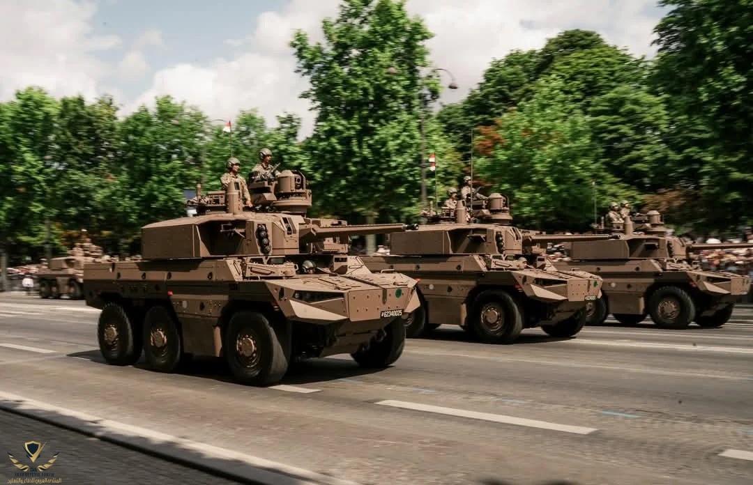 french-army-ebrc-jaguars-at-the-july-14th-parade-2025-v0-ohdyr63kbwdf1.jpg